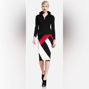 Donna Karan Elegant Red and Black Pull On Skirt Sz M